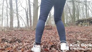 Girl poop - video 137