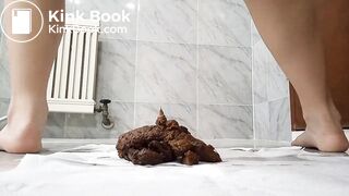 korean girl pooping - video 6
