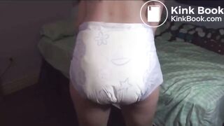hot girl stinkys her diaper