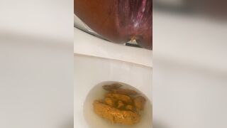 Ebony shits - video 11