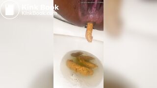 Ebony shits - video 11