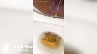 Ebony shits - video 11