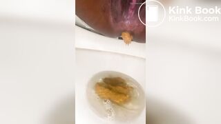Ebony shits - video 11