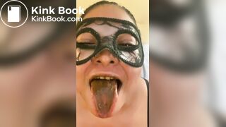 The perfect combo for a female toilet: scat and wine!