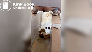 Chinese voyeur wet shit with gas in ditch