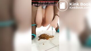 Chinese girl sexy selfie poop 54