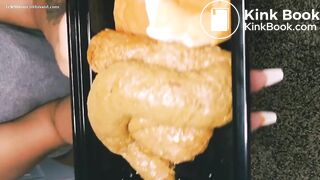 Lunchbox poop