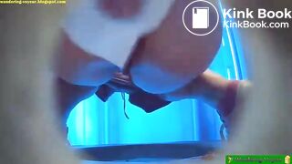 Voyeur poop, A runny poop will come out of this lovely