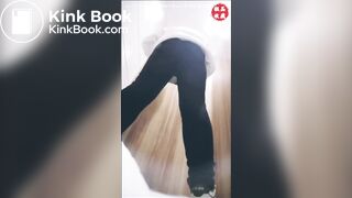 Chinese girl pooping - video 180
