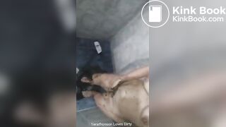 Tara has juicy turd for lunch