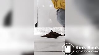 Girl poop 88