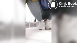 Girl poop 88