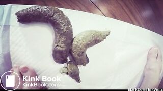 Thick Booty White Girl Dropping Some Huge Logs