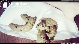 Thick Booty White Girl Dropping Some Huge Logs