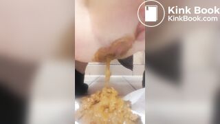 HOT MILF DROPS AMAZING SHITLOAD IN PUBLIC BATHROOM