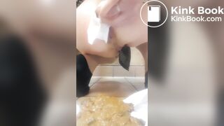 HOT MILF DROPS AMAZING SHITLOAD IN PUBLIC BATHROOM