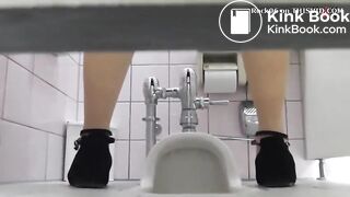 Scat Japanese Voyeur - video 3