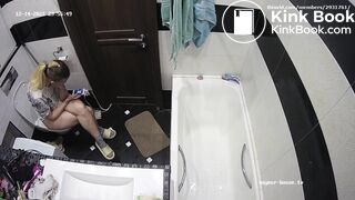 Sexy girl take a big poop and wash her ass