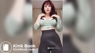 Redhead Beauty Poops