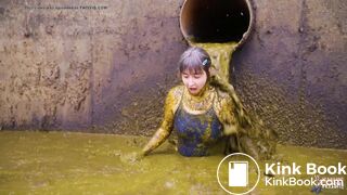 Diving in the manure pit full of cowshit