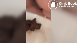 Amateur woman's defecation