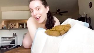 Big ass girl takes a huge dump on the table