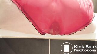 Bathtub pantypoop - video 3