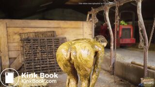 Maddison Discovering the joy of cowshit