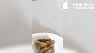 A healthy shit on a paper plate