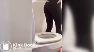 Hot toilet pooper for y'all