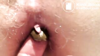 Fingering her before a poop