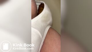 Pooing my panties :)