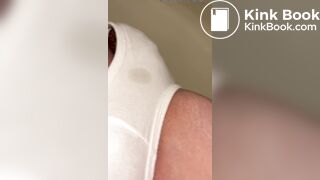 Pooing my panties :)