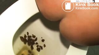 Small compilation of girls pooping together