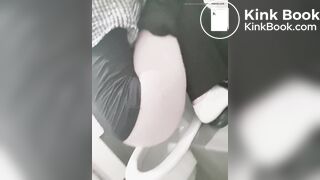 下痢腹痛トイレ - video 12