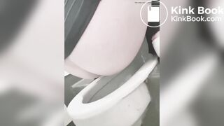 下痢腹痛トイレ - video 11