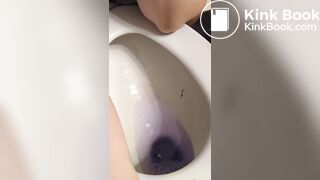 BBW creamy shit in toilet