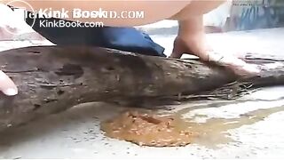 Shitting - video 497
