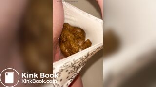 Pooping my panties and squishing it