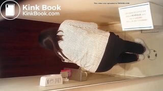 Japanese girl pooping on toilet - video 29
