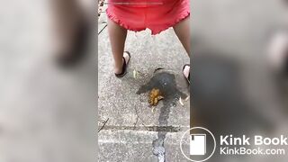 Girl poop - video 111