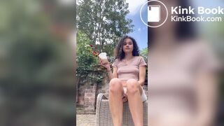 Girl poop - video 113