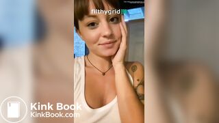 Girl pooping - video 444