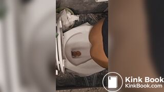 Ebony girl shitting at friends house