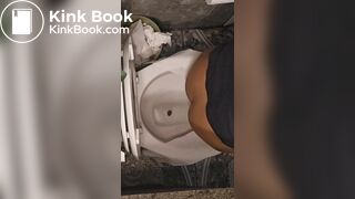 Ebony girl shitting at friends house