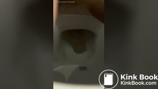 Girlfriend taking a big dump