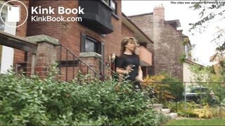 2 woman have diarrhea