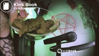 Dipping apple in shit