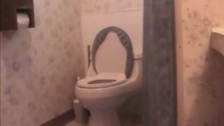Girl farting and shitting