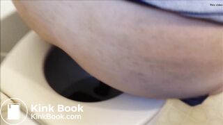 BBW pooping 12